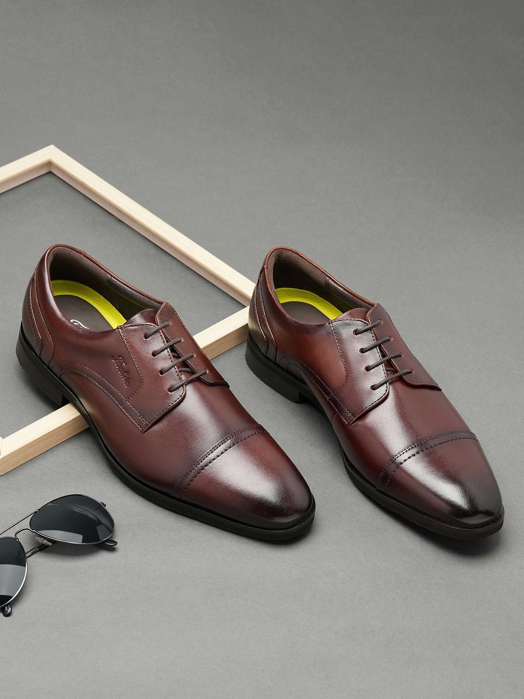 

Florsheim Men Leather Lace-Ups Formal Derbys, Tan