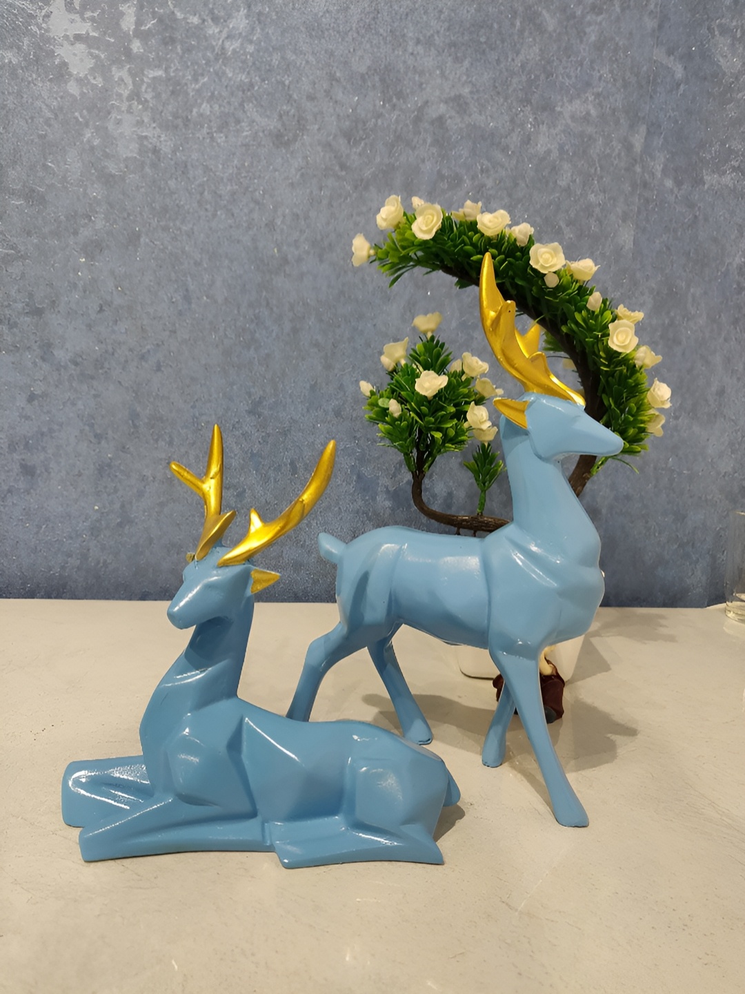 

Zart Blue Animal Decorative Idol Showpiece