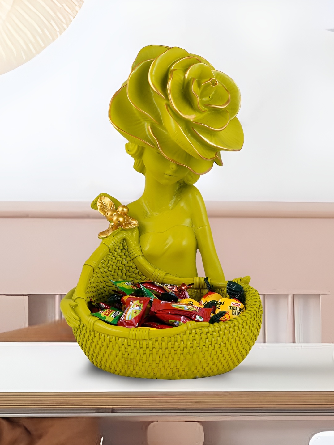 

Zart Green Religious Idol Showpiece