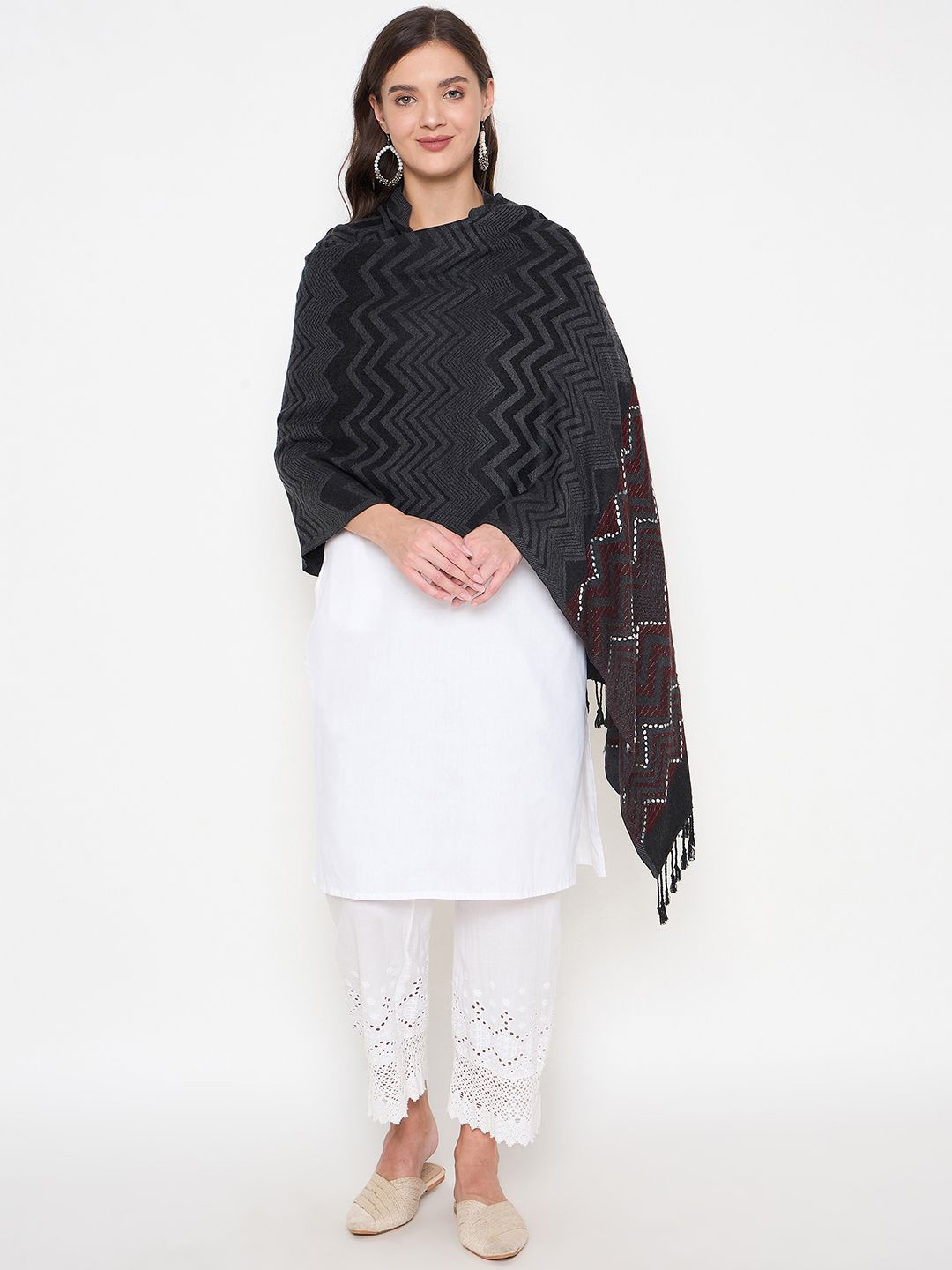 

Zigo Chevron Woven Design Woollen Shawl, Black