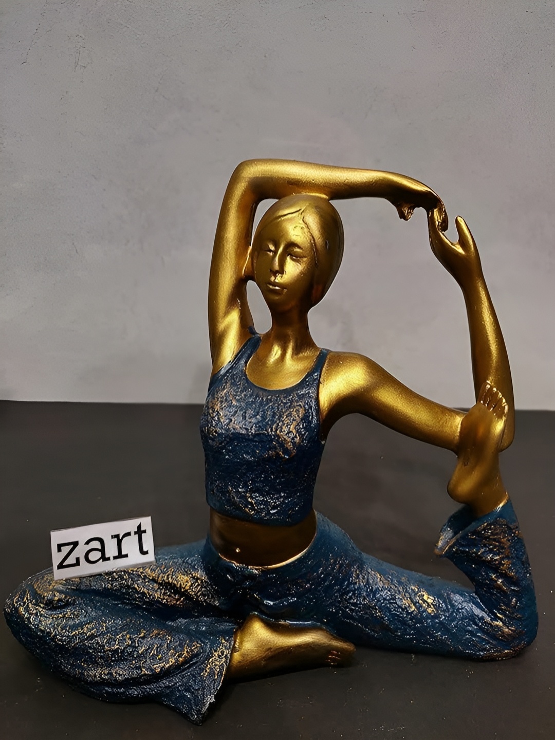 

Zart Blue Idol Showpiece