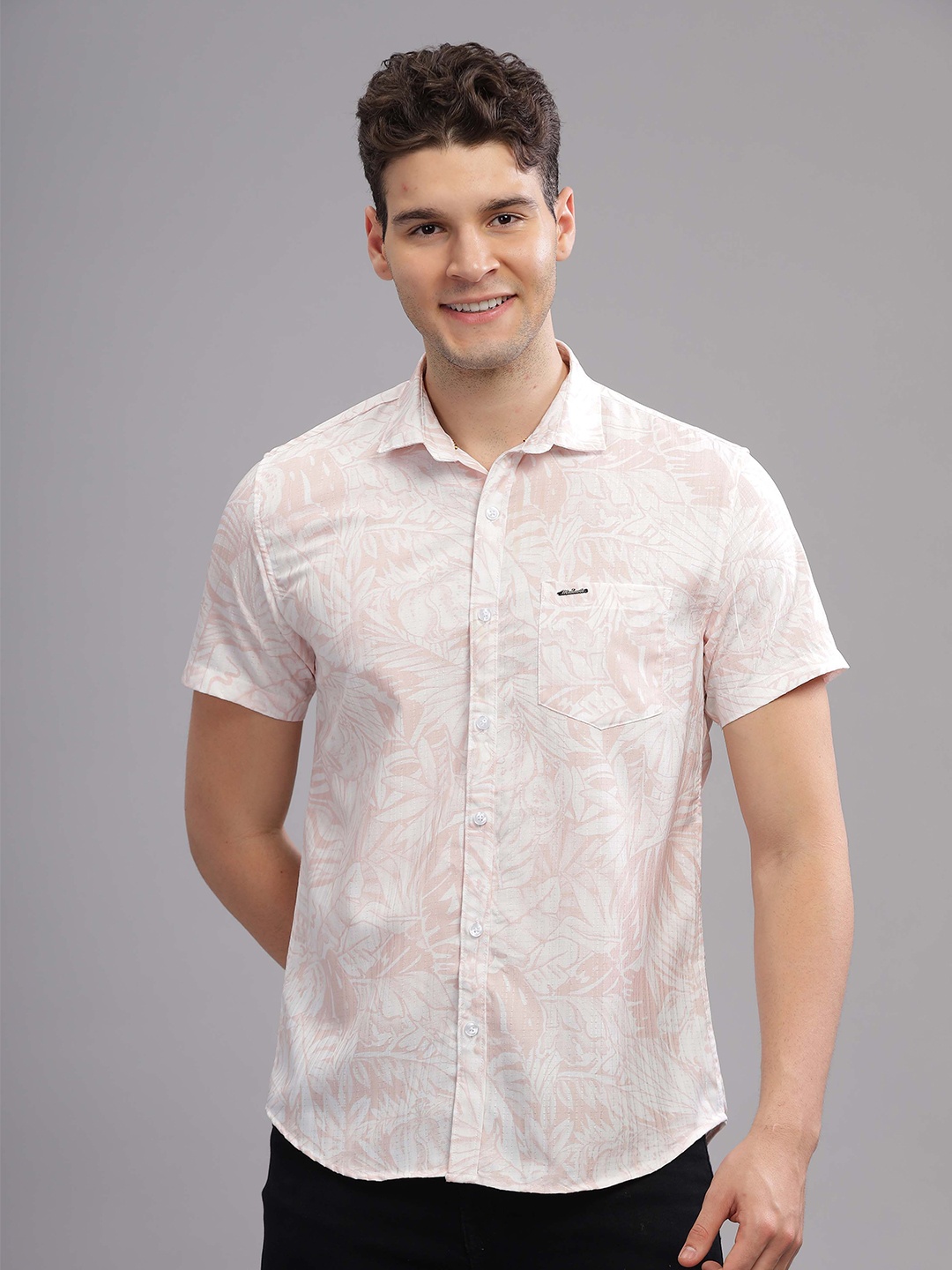 

HOUSE OF MAHNOTS Men Classic Spread Collar Floral Printed Casual Shirt, Cream