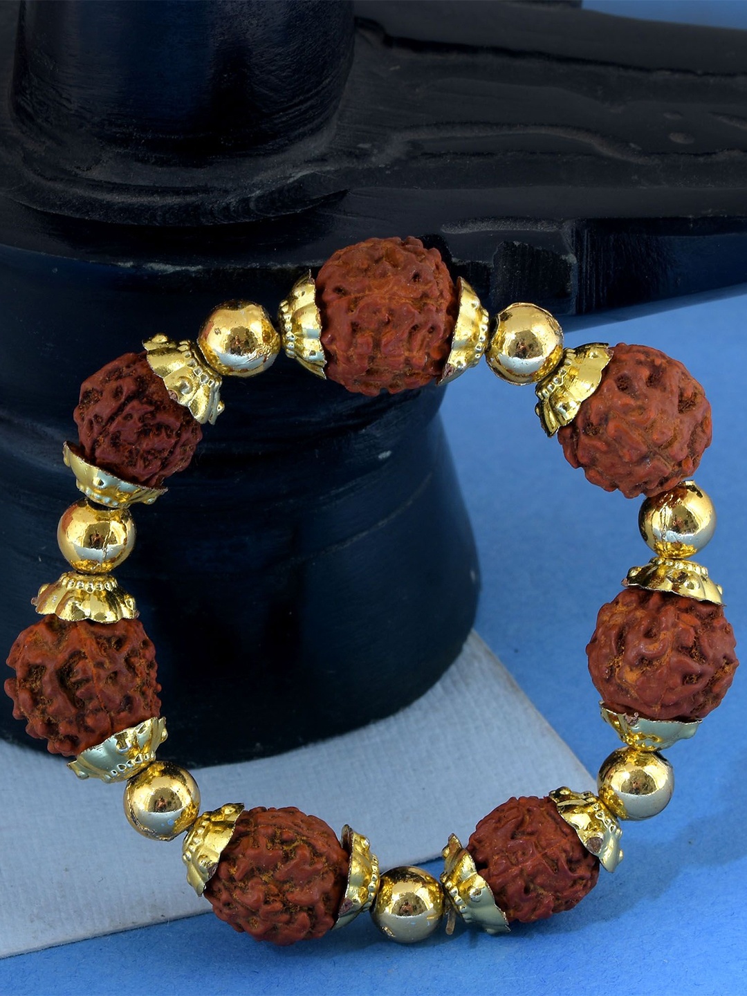 

MEMOIR Unisex Panchmukhi Rudkrasha Beaded Elasticated Bracelet, Gold