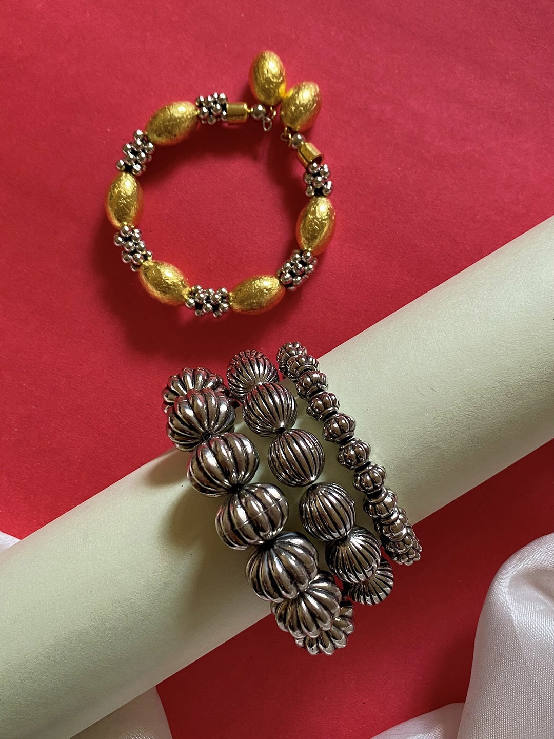 

ATIBELLE Set Of 2 Silver-Plated Bangles