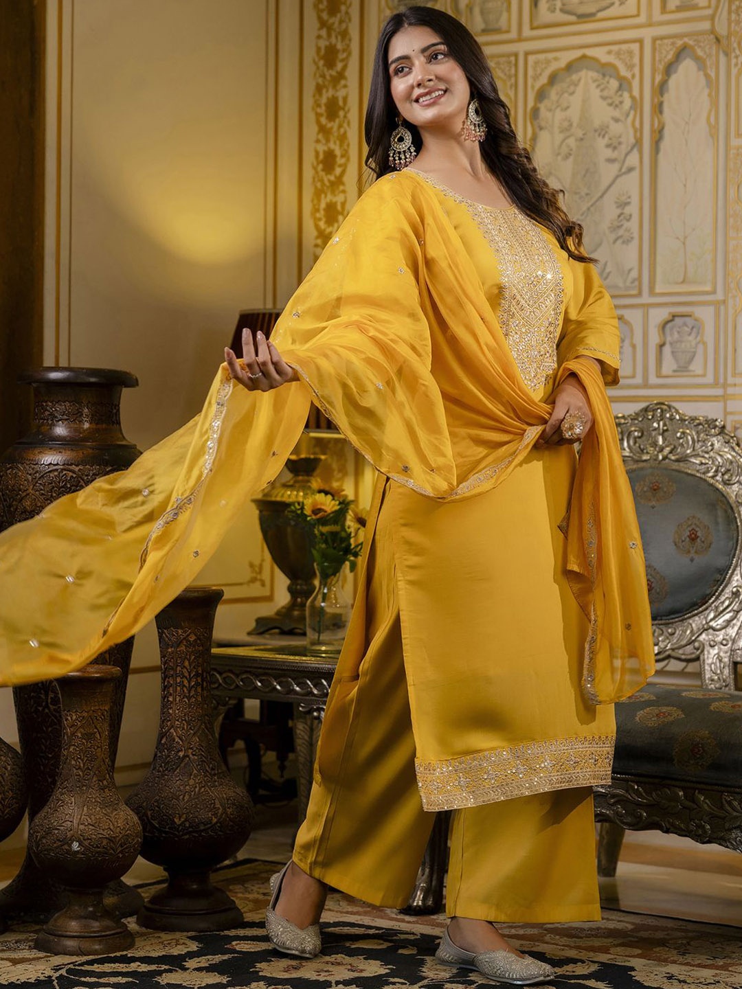 

VredeVogel Floral Embroidered Regular Straight Kurta With Palazzo With Dupatta, Yellow