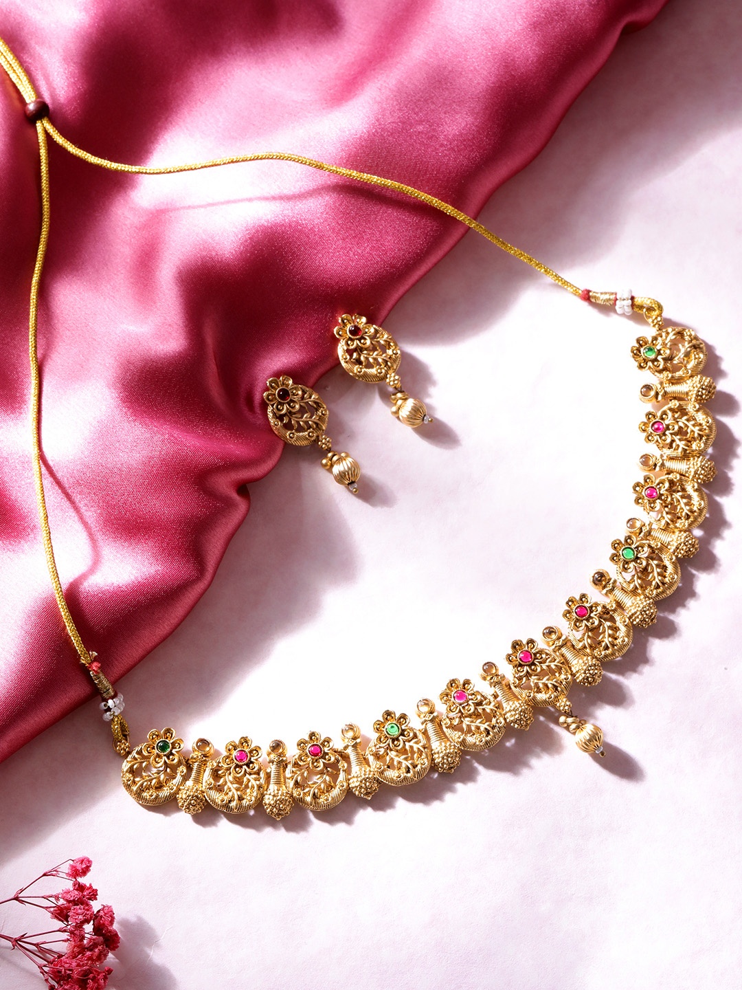 

MANSIYAORANGE Matte Gold-Plated Kempu Jewellery Set