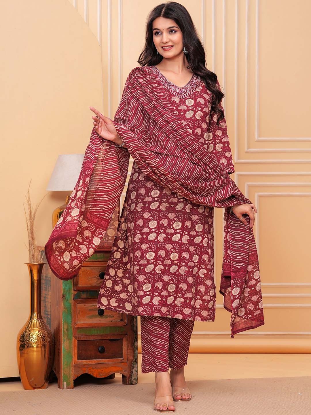 

JAFFRY EMBROIDERY V-Neck Floral Printed Pure Cotton Straight Kurta with Trouser & Dupatta, Maroon