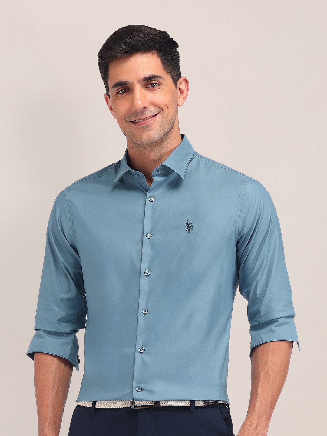 

U.S. Polo Assn. Men Classic Tailored Fit Opaque Casual Shirt, Blue