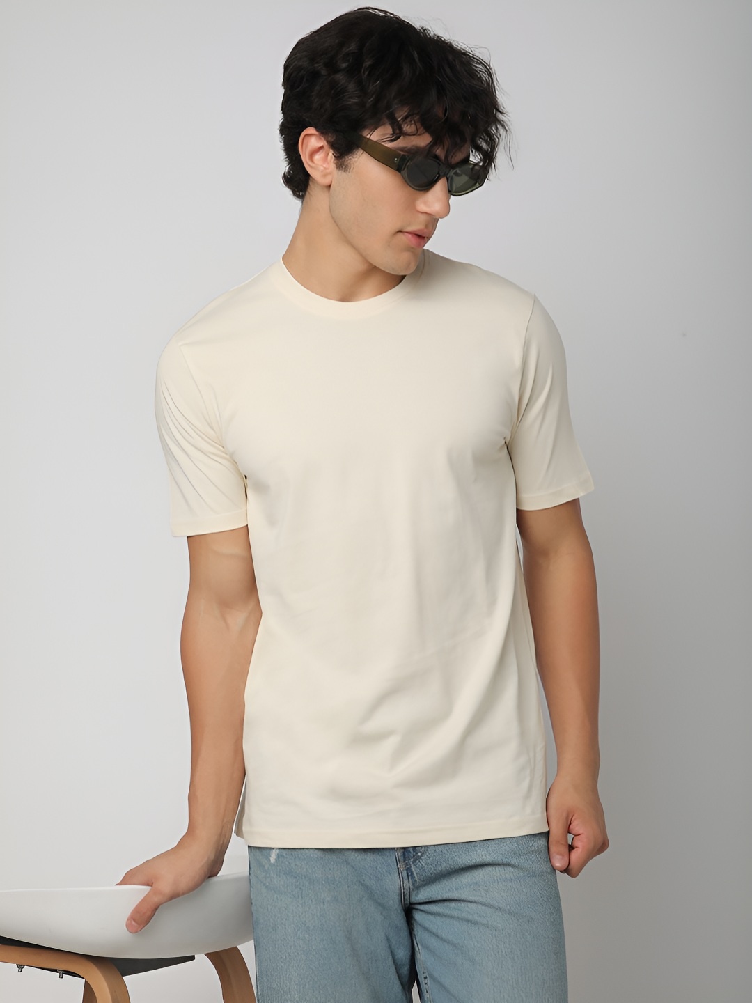 

R&B Men Solid Round Neck Cotton T-shirt, Cream