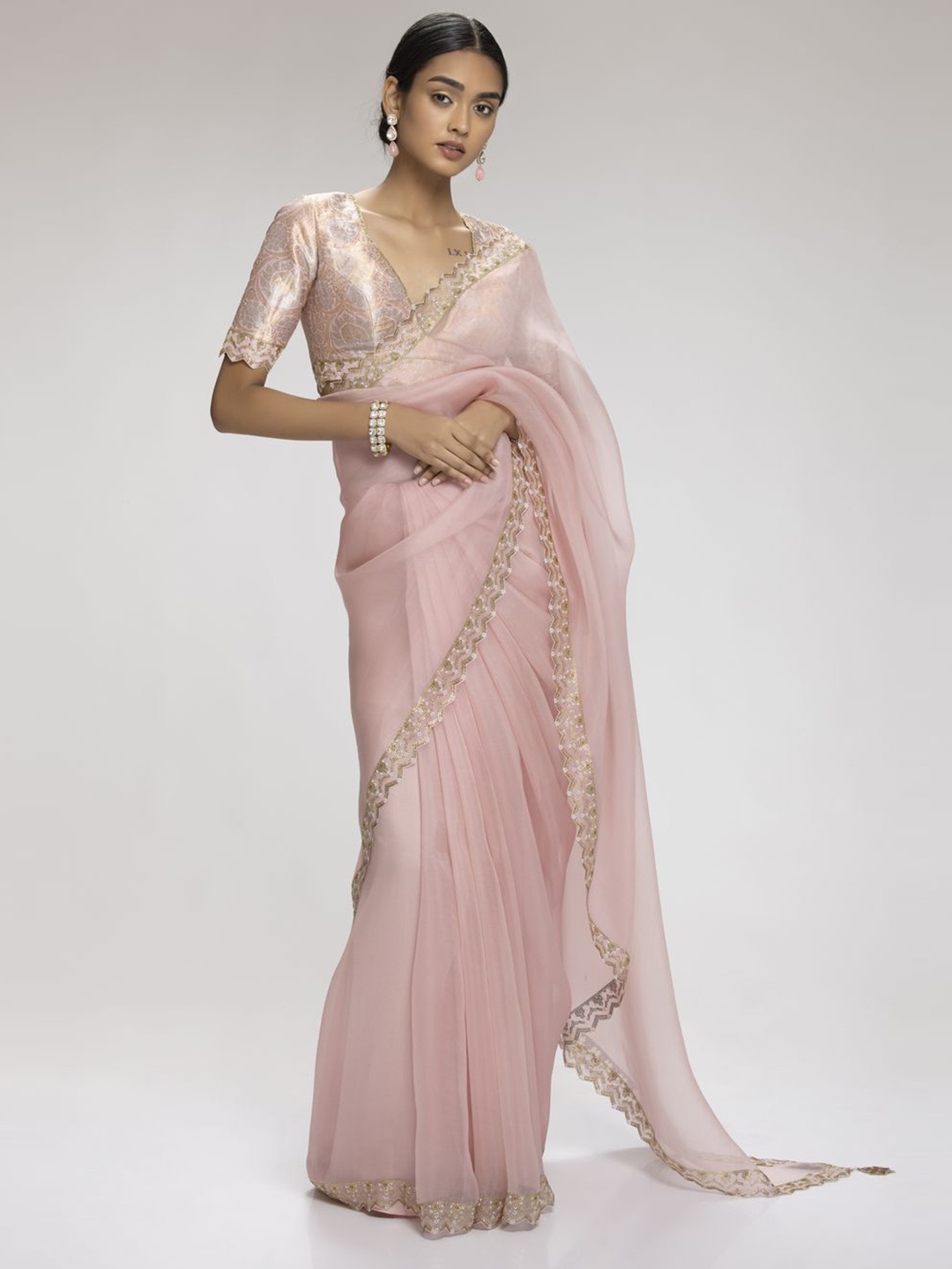 

Chhaya Mehrotra Beads and Stones Organza Saree, Pink