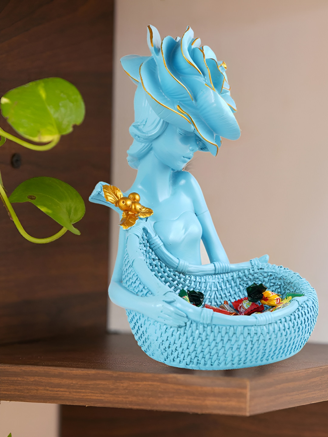 

Zart Blue Idol Showpiece