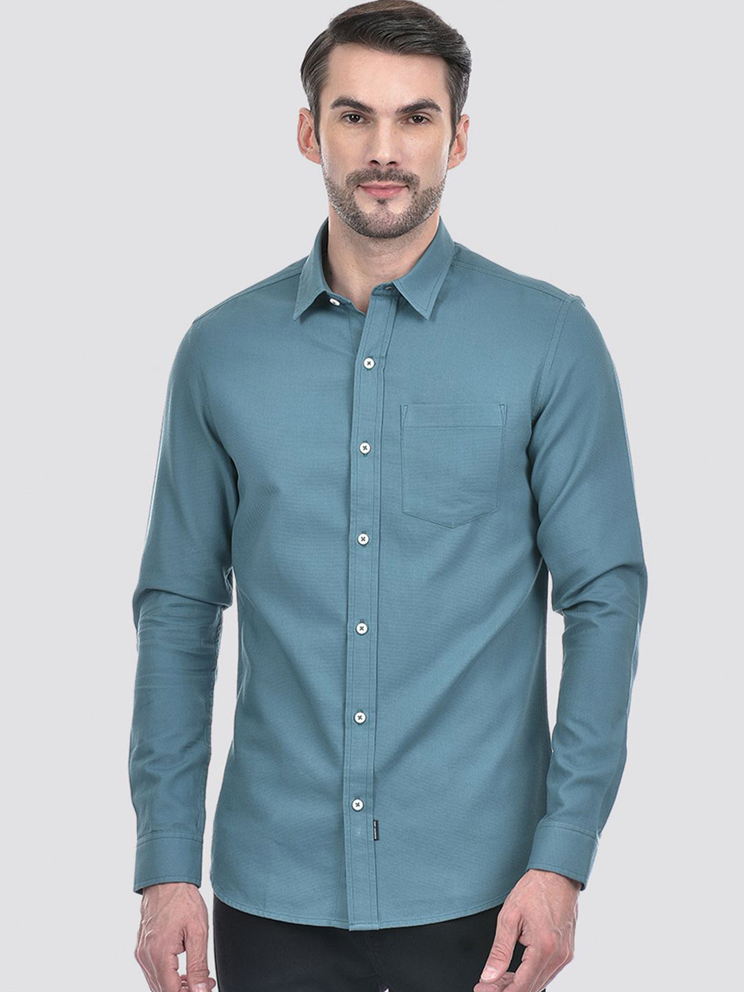 

Numero Uno Men Spread Collar Solid Cotton Slim Fit Casual Shirt, Blue