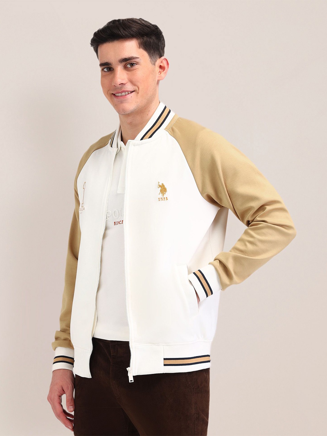 

U.S. Polo Assn. Men Cotton Colourblocked Sweatshirt, White