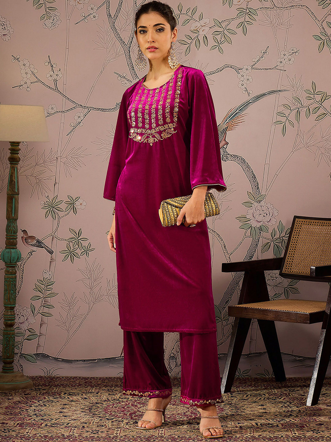 

Shae by SASSAFRAS Floral Yoke Design Sequinned Velvet Kurta with Trouser, Fuchsia