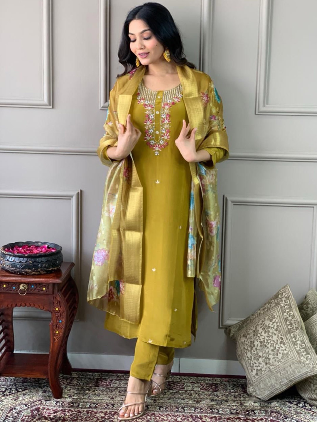 

TWINS LADY Floral Embroidered Regular Straight Kurta With Trouser With Dupatta, Mustard