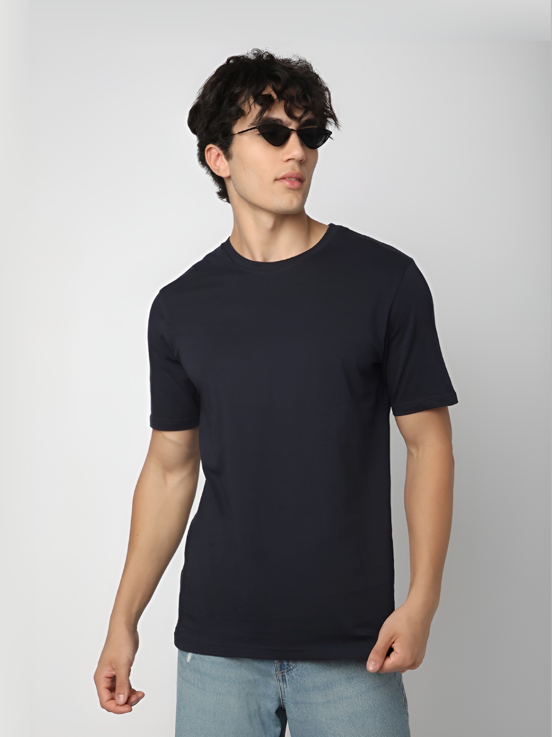 

R&B Men Solid Round Neck Cotton T-shirt, Black