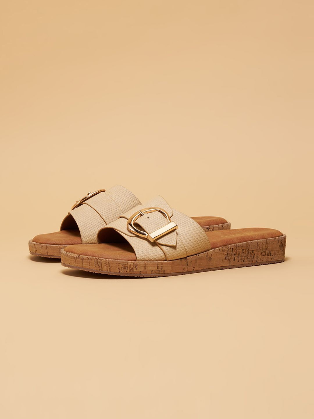 

ERIDANI Women Savi Buckle Open Toe Flats, Beige