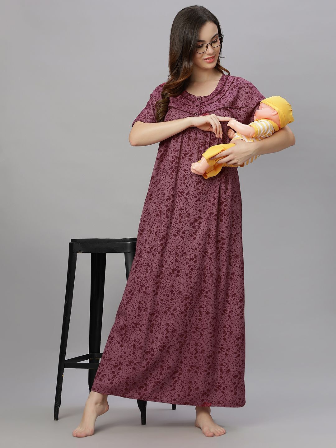 

QUIRA Women Floral Printed Maternity Maxi Nightdress, Maroon