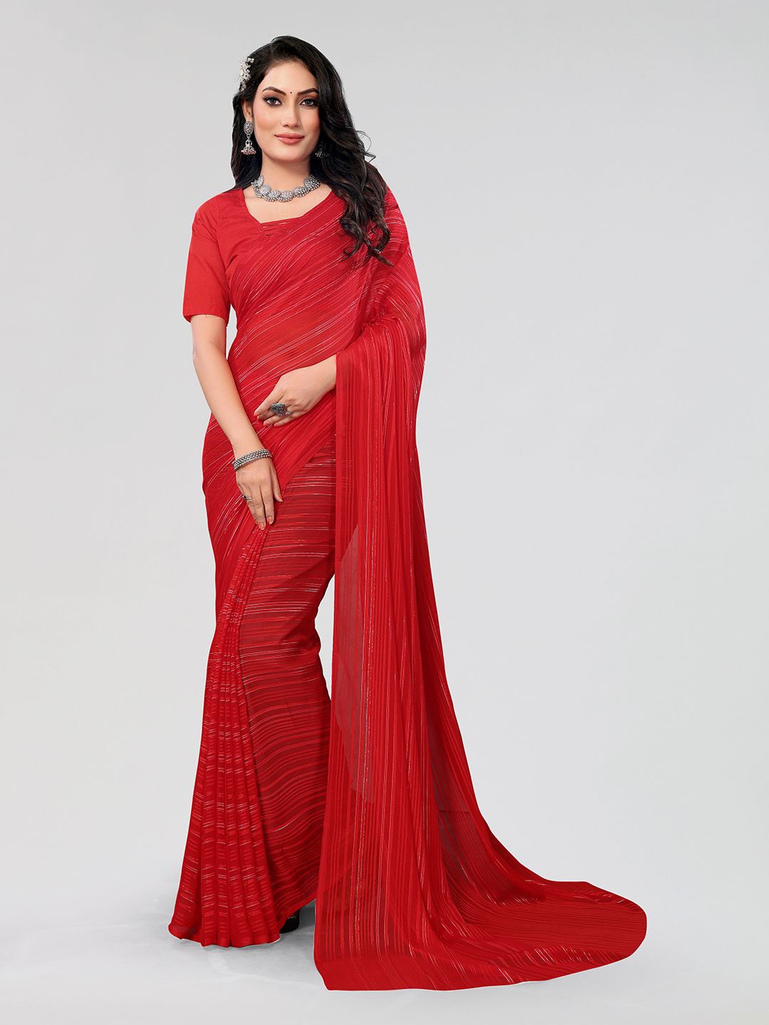 

Moda Rapido Striped Saree With Unstitched Blouse Piece, Red