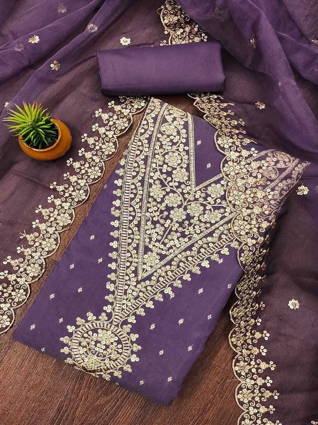

Peachmode Geometric Woven Design Sequinned Unstitched Dress Material, Purple
