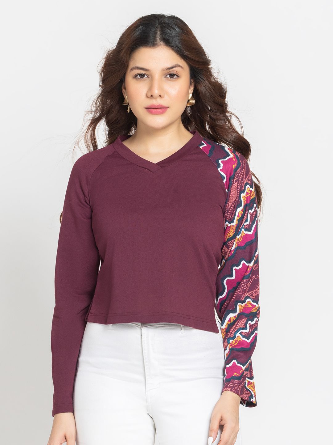 

SHAYE Women V-Neck Printed Sweatshirt, Maroon