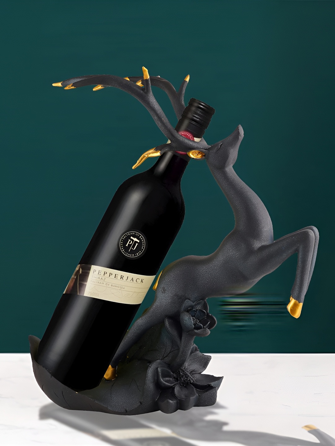 

Zart Black Idol Showpiece