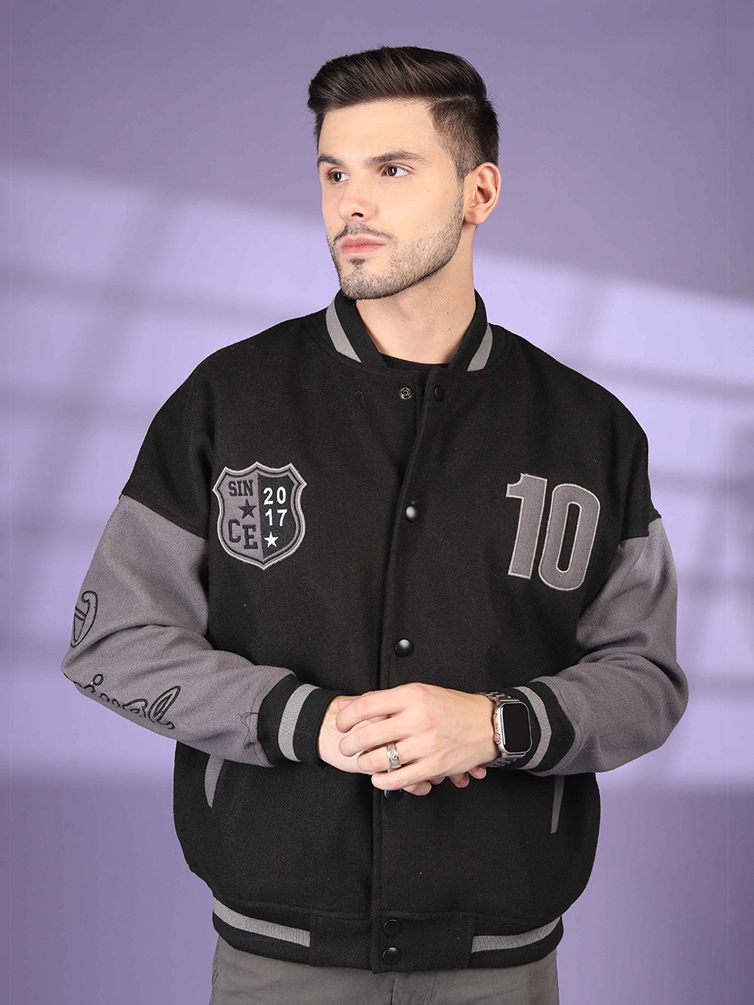 

CHKOKKO Men Stand Collar Typography Printed Fleece Casual Varsity Jacket, Black