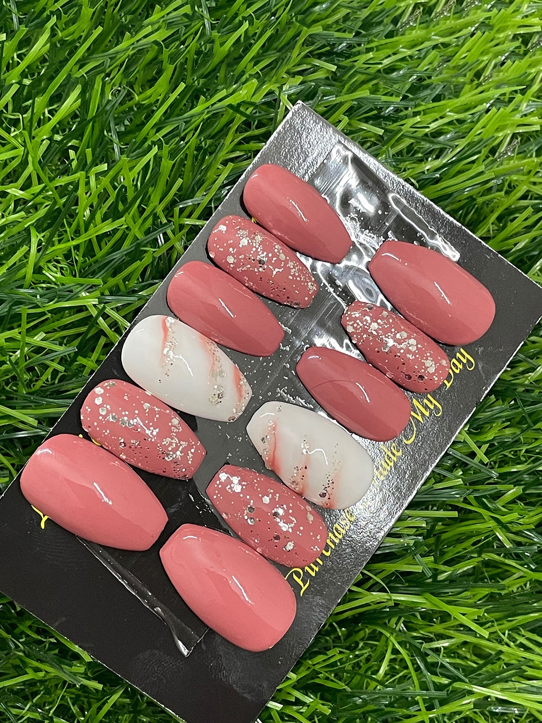 

AMOK STORE Set Of 16 Reusable Artificial Nail Art Kit - Multicolour, Pink