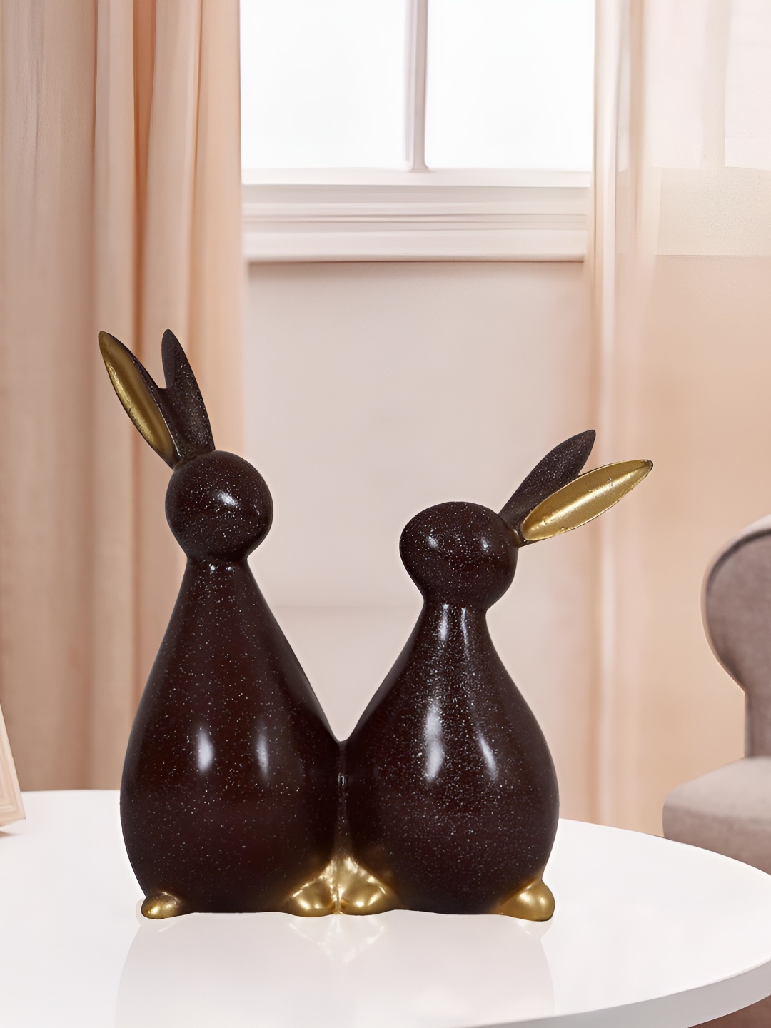 

Zart Brown Idol Showpiece
