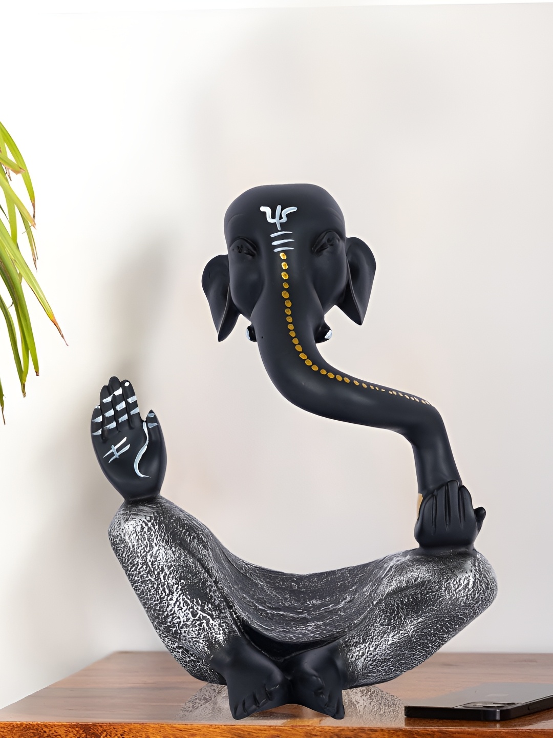 

Zart Black Religious Idol Showpiece