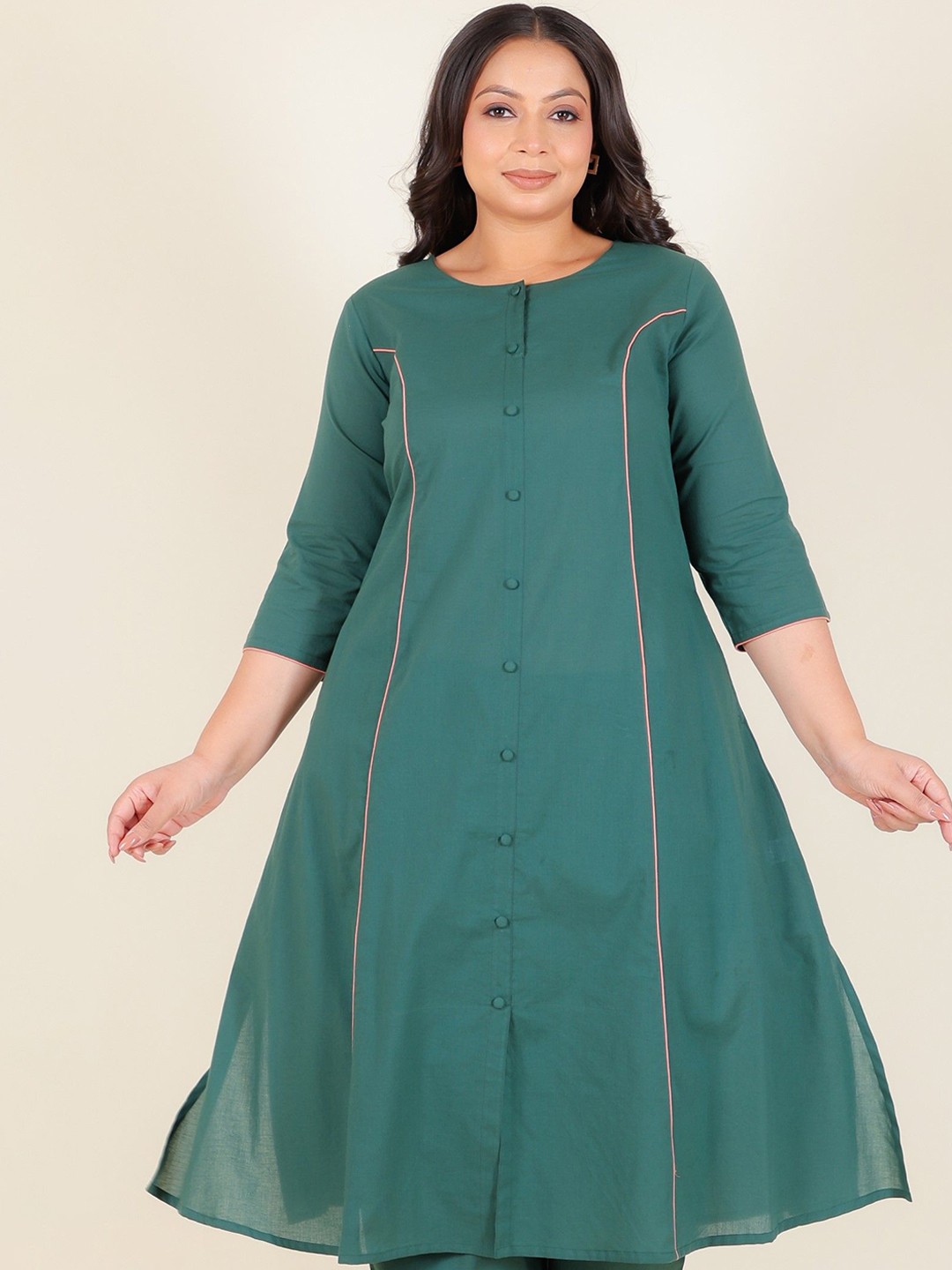 

Aramya Round Neck Three-Quarter Sleeves Panelled Pure Cotton A-Line Kurta, Green
