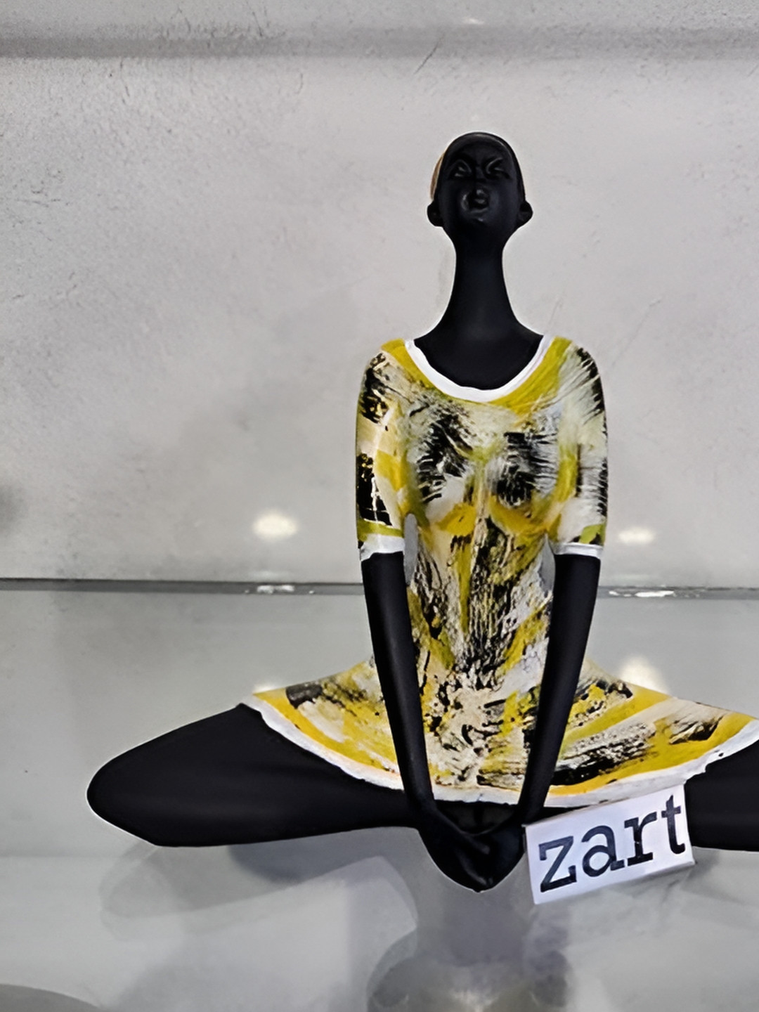 

Zart Gold-Toned Idol Showpiece