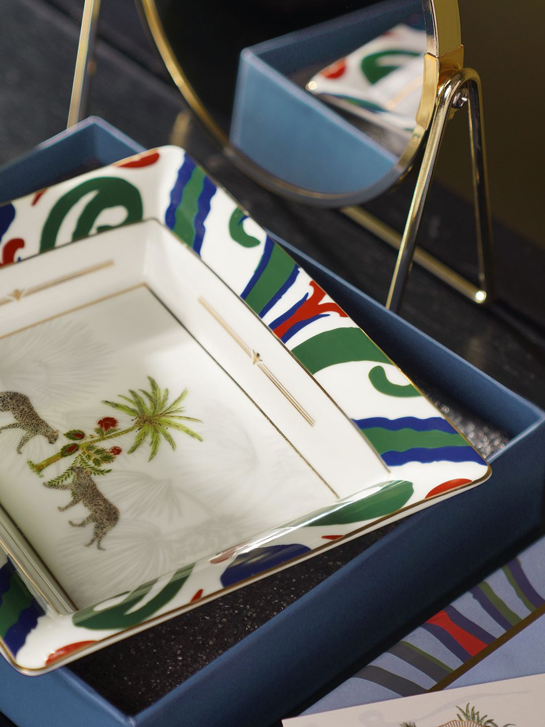 

Pure Home and Living White & Green Printed Serving Tray