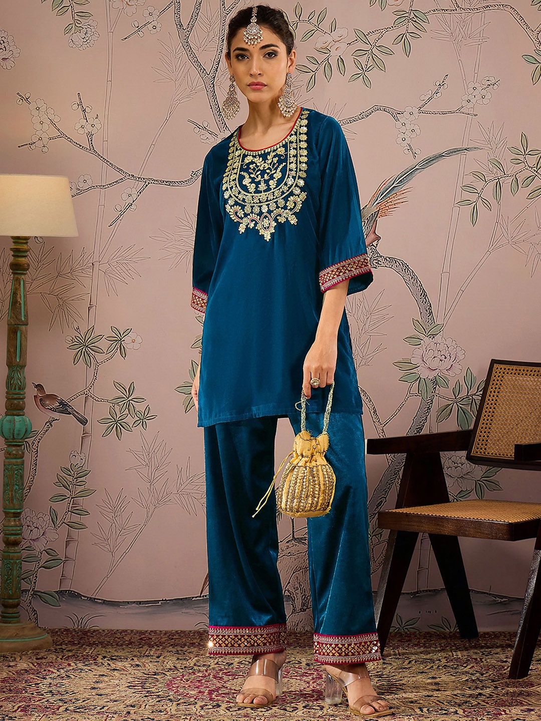 

Shae by SASSAFRAS Ethnic Motifs Embroidered Sequinned Velvet Kurti With Trousers, Teal