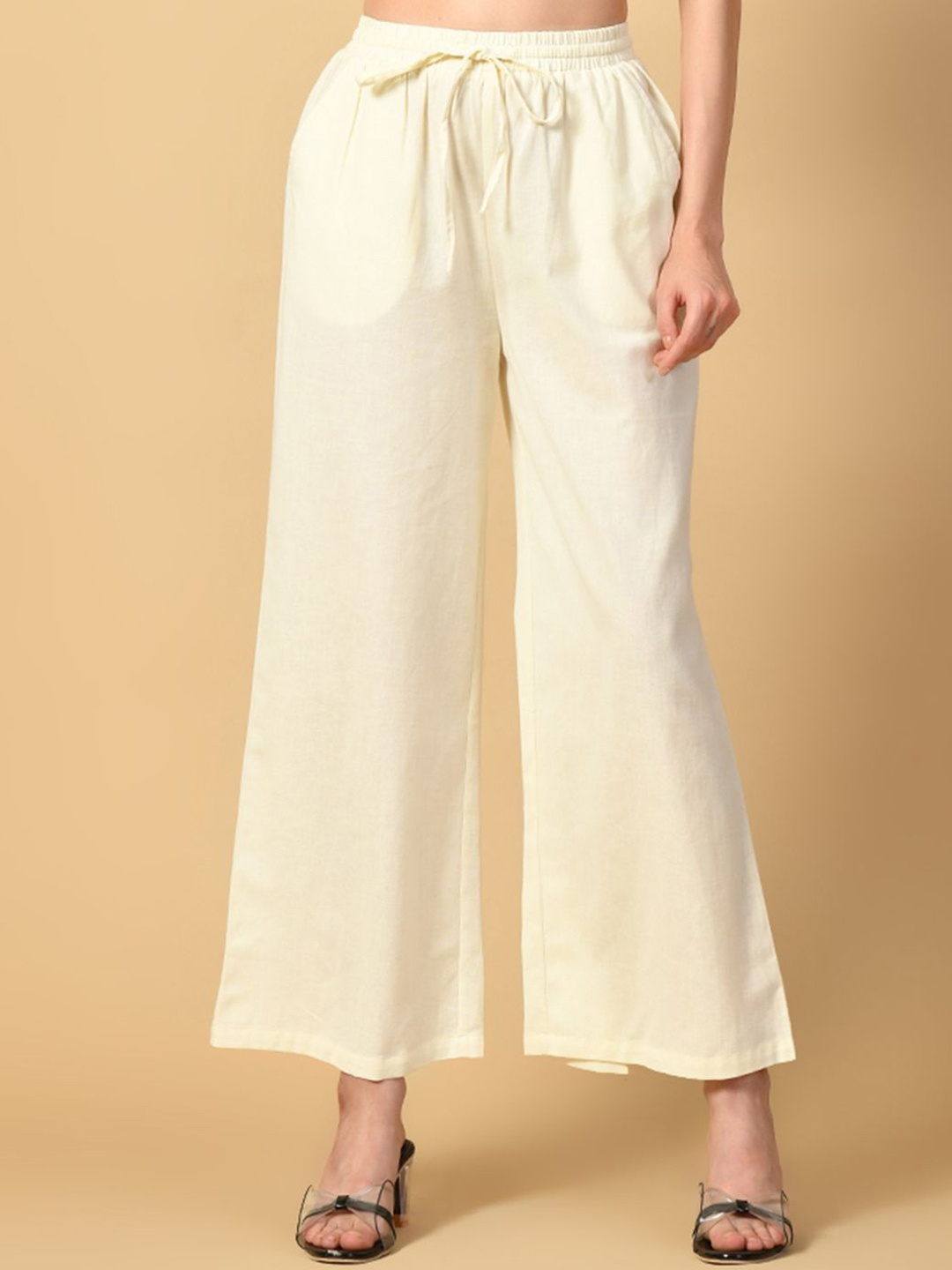 

PRETTY LOVING THING Women Pleated Pure Cotton Trousers, Cream