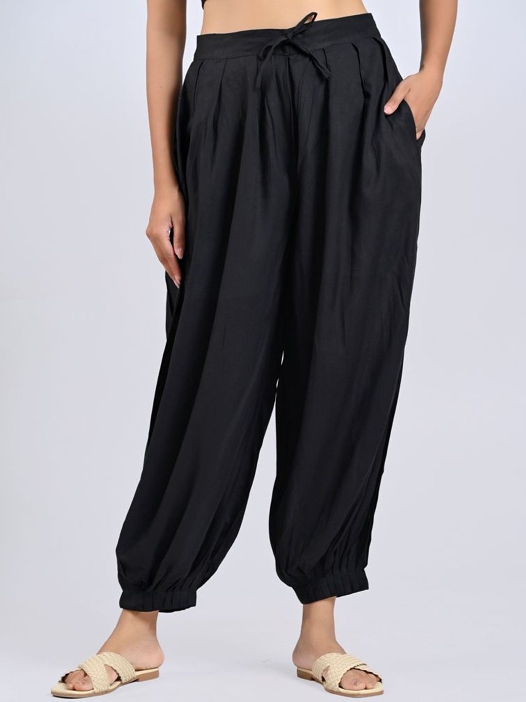 

MIRAYYA Women Loose Fit Mid-Rise Harem Pants, Black