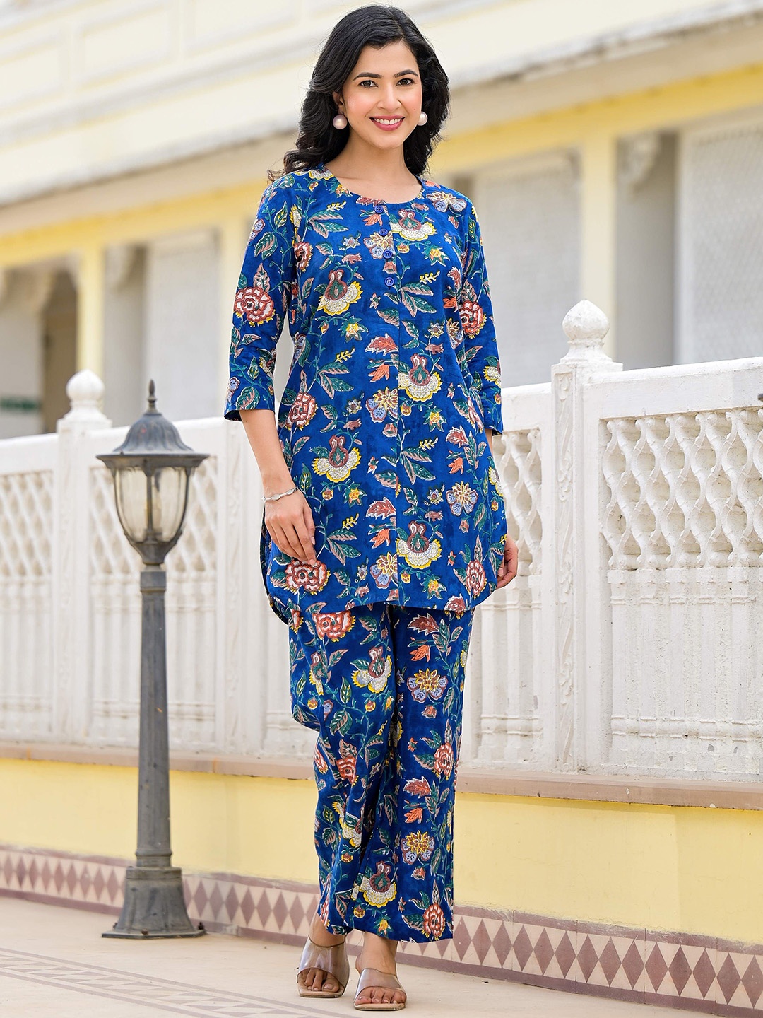 

Jaipuri Adaah Printed Pure Cotton Tunic & Trouser Co-Ords, Blue