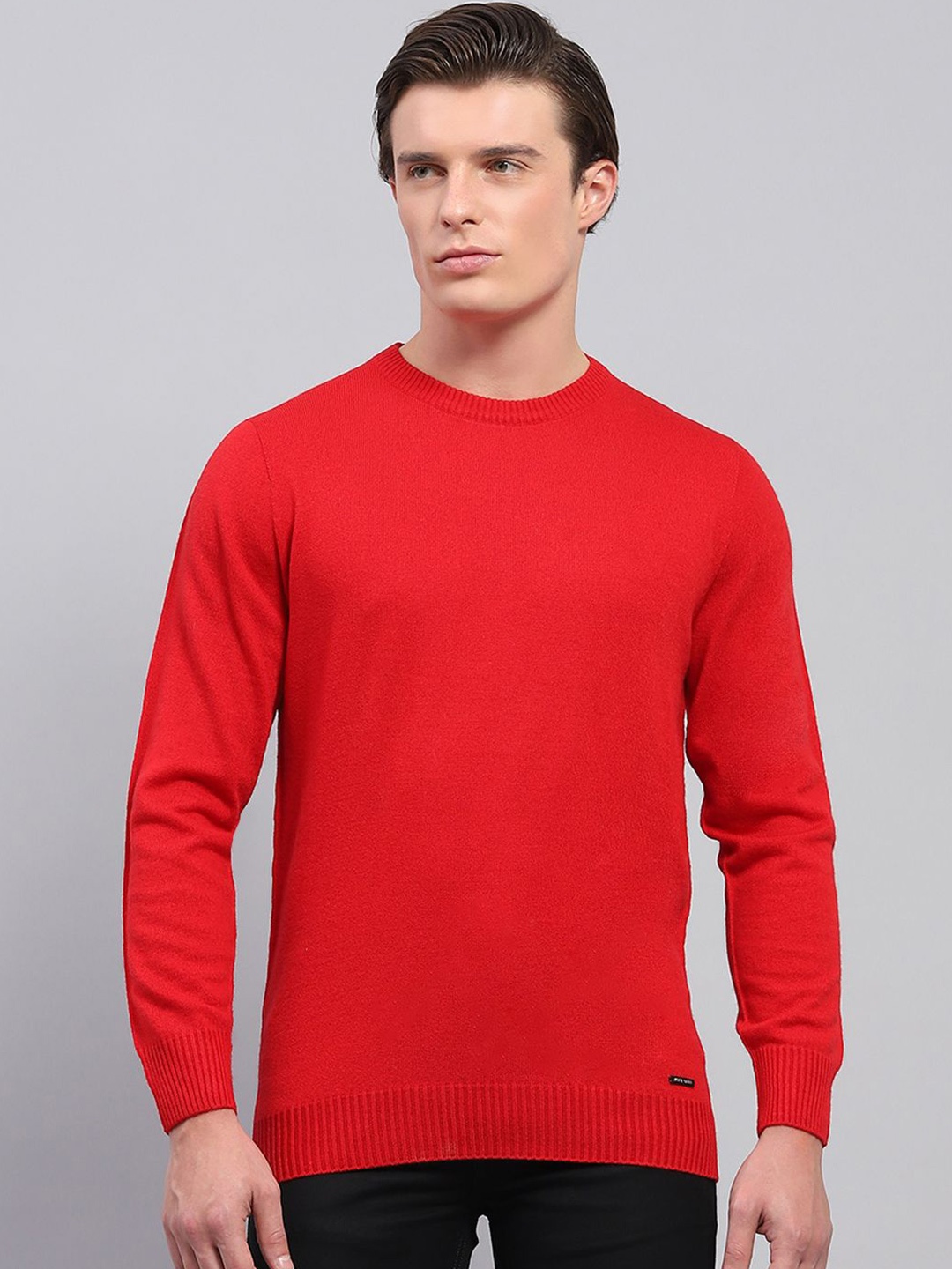 

Monte Carlo Men Woollen Round Neck Full Sleeve Pullover Sweaters, Red