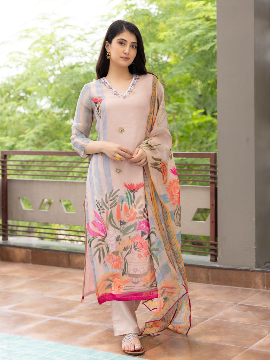 

Ambraee Floral Printed Beads and Stones Straight Kurta With Trouser & Dupatta, Beige