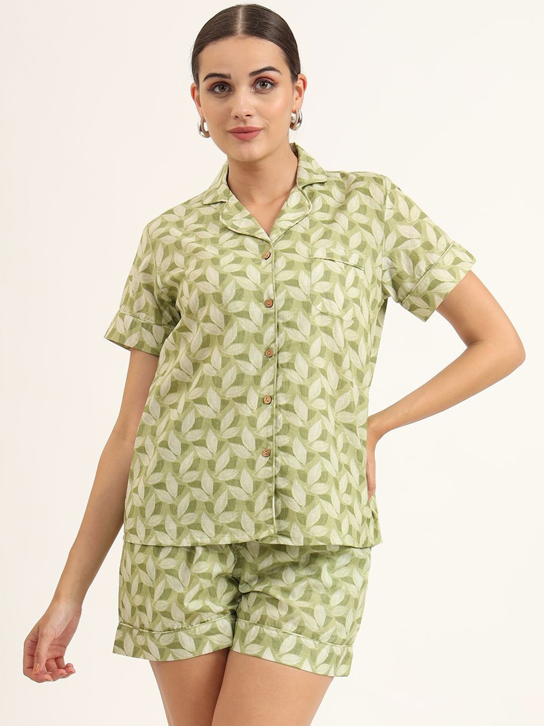 

KALINI Women Pure Cotton Floral Printed Night suit, Green