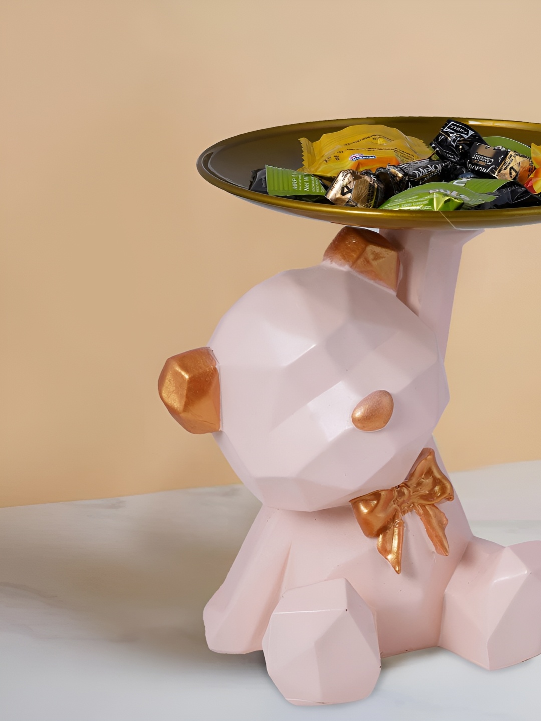 

Zart Pink Idol Showpiece