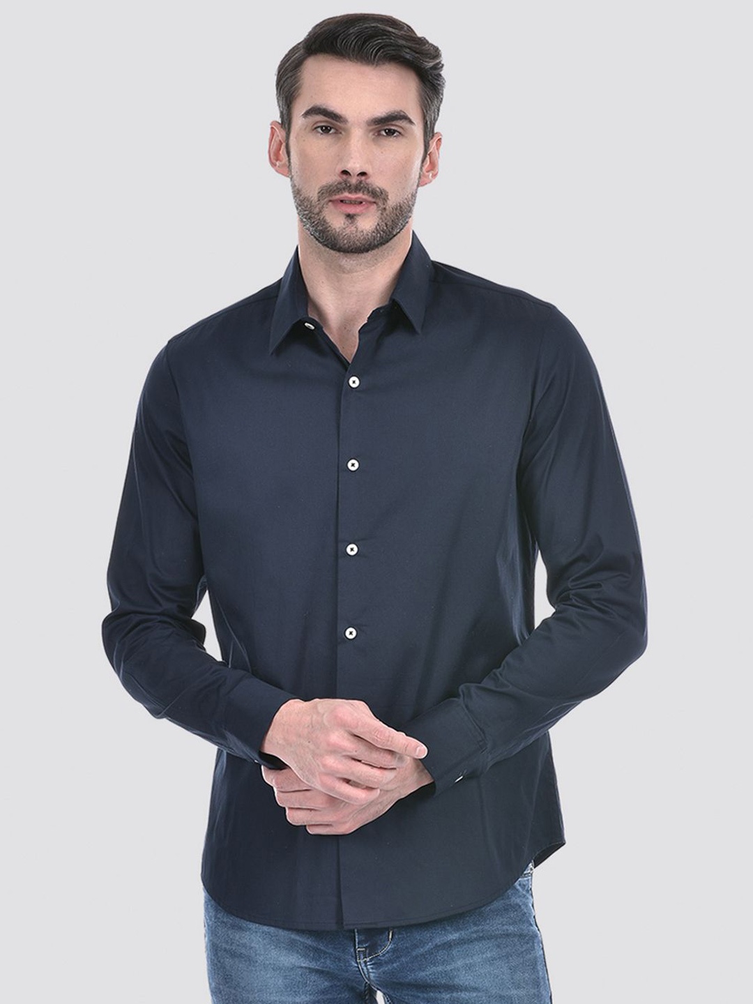 

Numero Uno Men Spread Collar Solid Cotton Slim Fit Casual Shirt, Navy blue