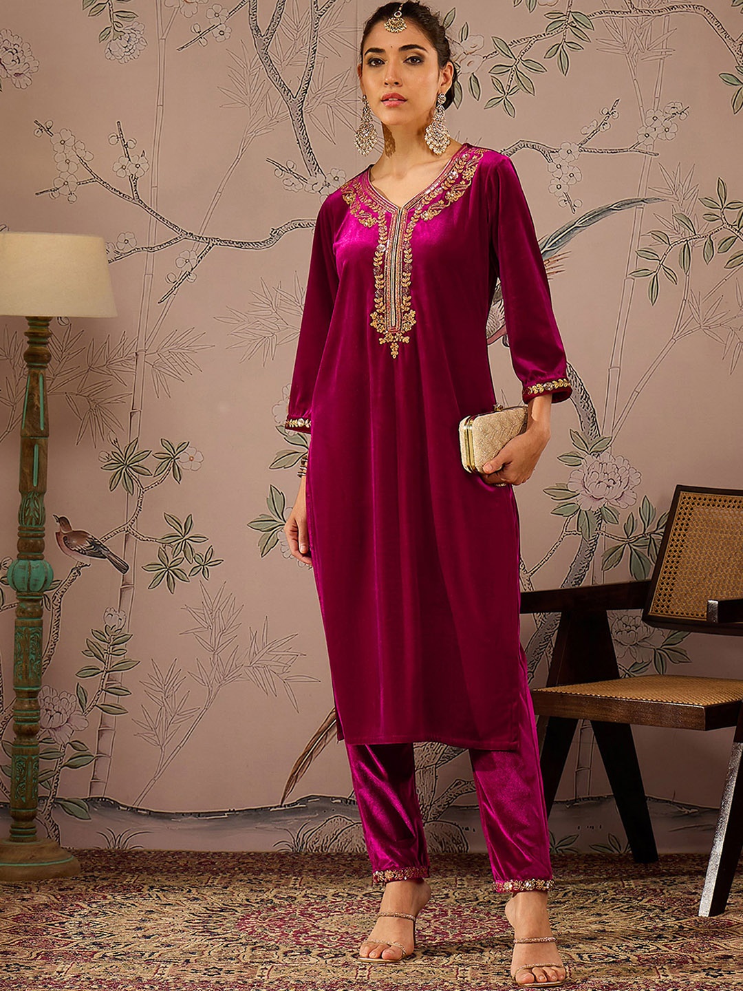 

Shae by SASSAFRAS Ethnic Motifs Embroidered Thread Work Velvet Kurta with Trouser, Fuchsia