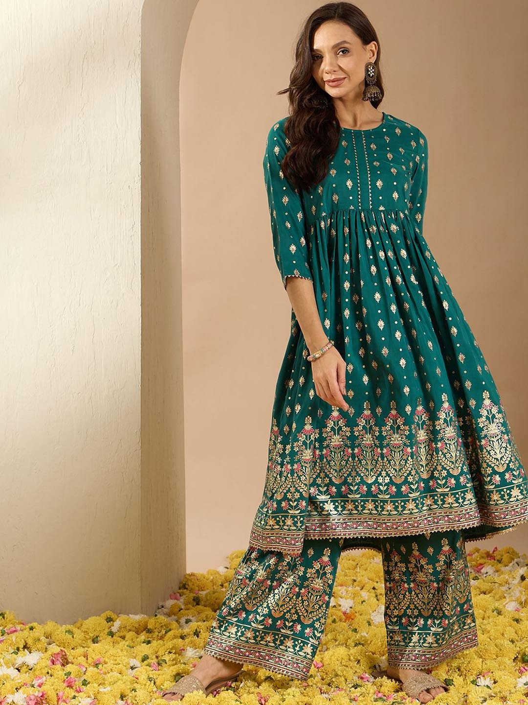 

ZIYAA Green and Gold Round Neck Floral Printed Pleated A-Line Kurta with Palazzos