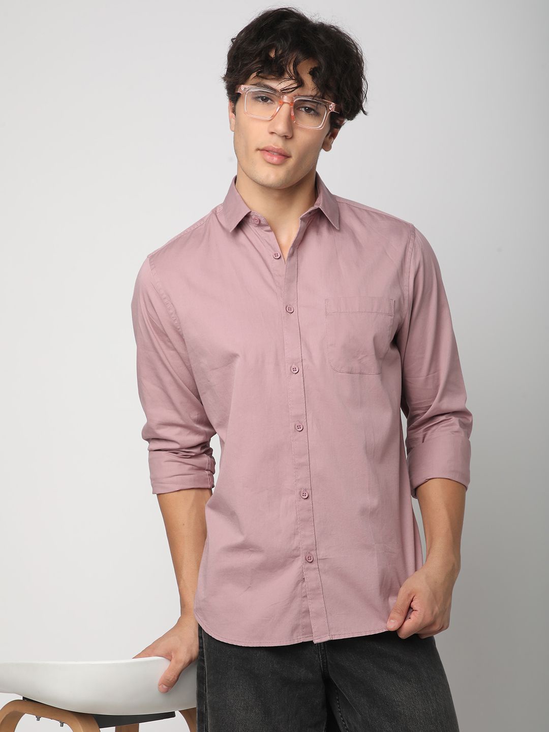 

R&B Men Cutaway Collar Solid Cotton Casual Shirt, Mauve