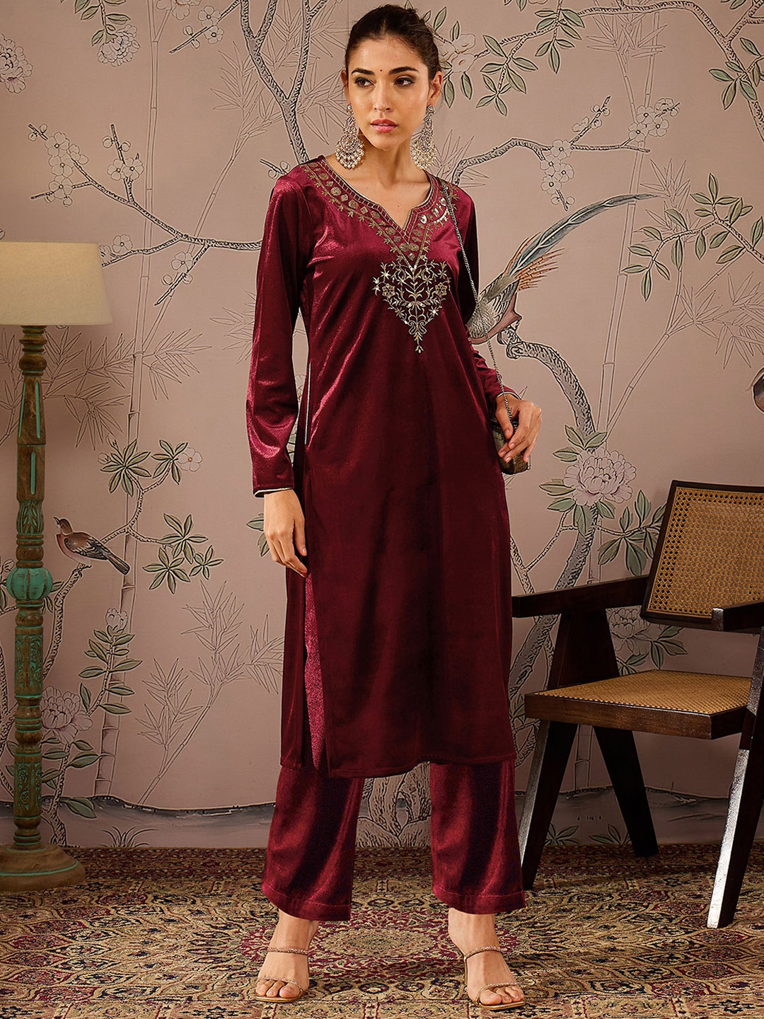 

Shae by SASSAFRAS Floral Embroidered Velvet Kurta With Trousers, Maroon