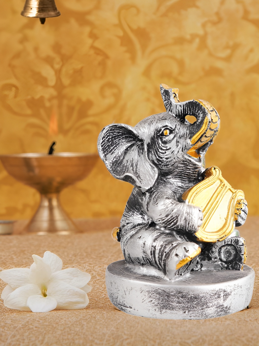 

Zart Silver-Toned Animal Decorative Idol Showpiece