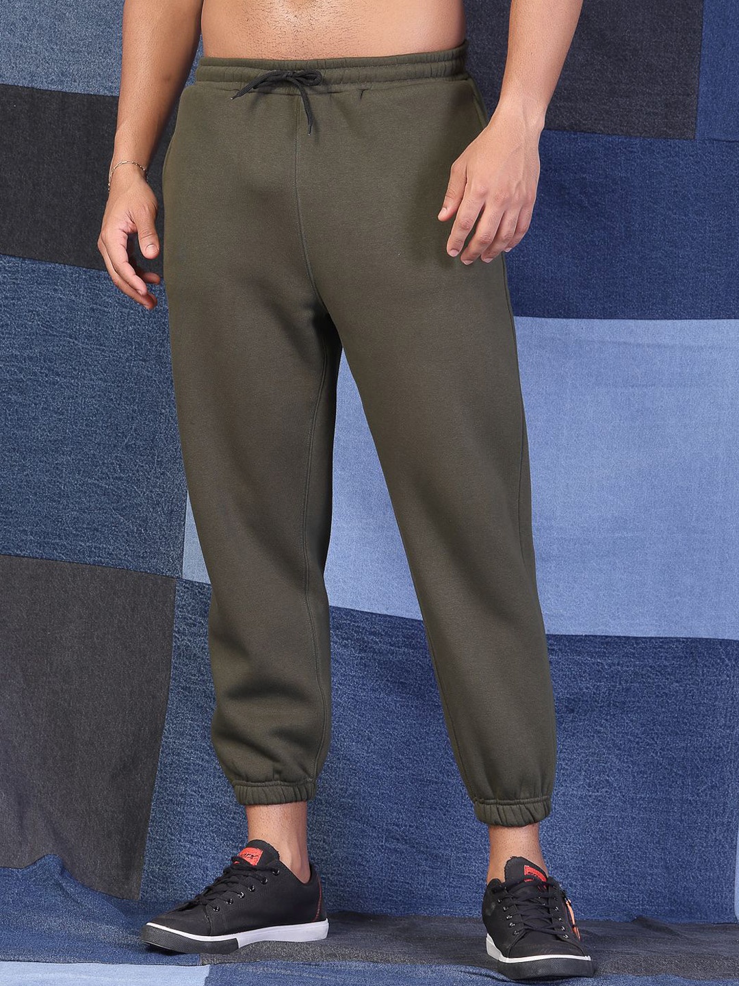 

VESTIDO MODAS Men Oversize Fit Mid- Rise Fleece Joggers, Olive