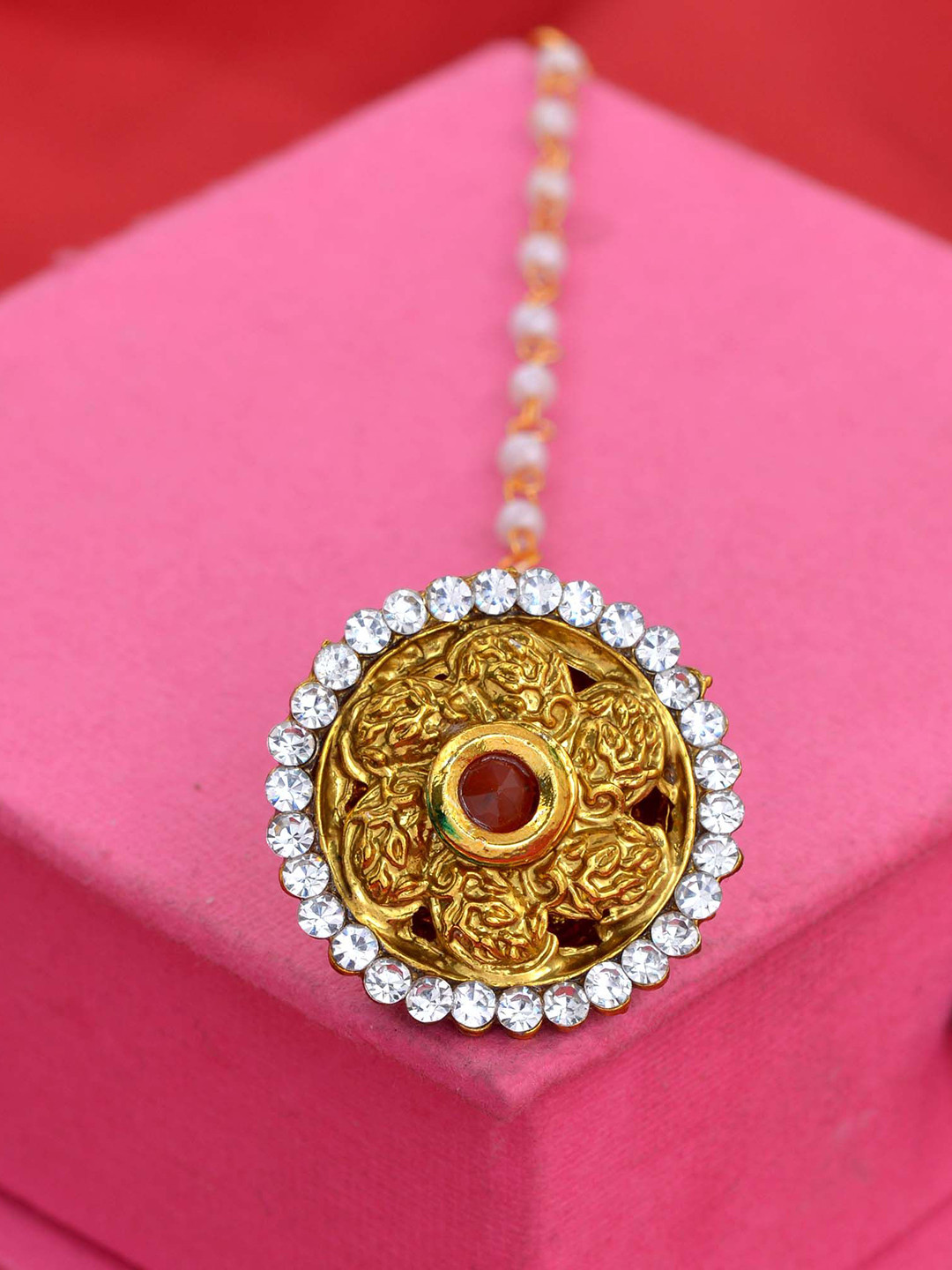 

MEMOIR Gold-Plated Pearl Studded Maang Tikka
