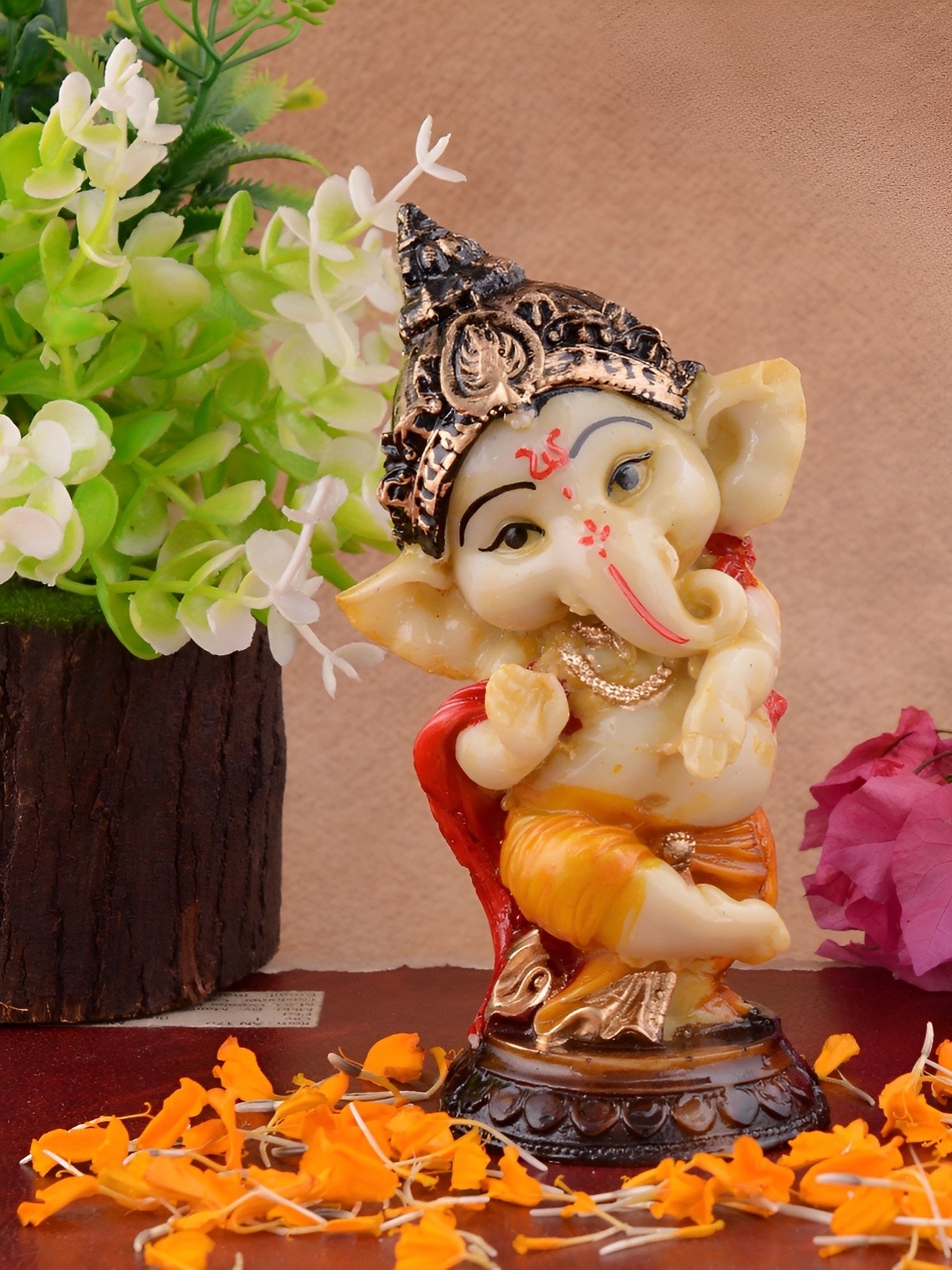 

Zart White & Yellow Religious Ganesh Idol Showpiece